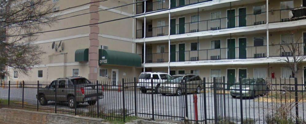 Budgetel Inn And Suites Atlanta Midtown Екстериор снимка